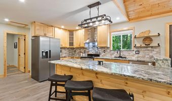 2052 Granny Squirrel Dr, Andrews, NC 28901