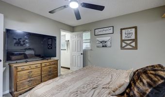2408 Lincoln Ave, Baxter Springs, KS 66713