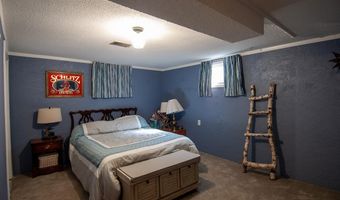 922 ARAPAHO St, Cheyenne, WY 82009