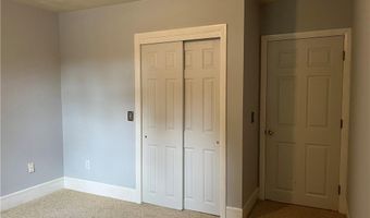 10 Cavalier Rd, Narragansett, RI 02882