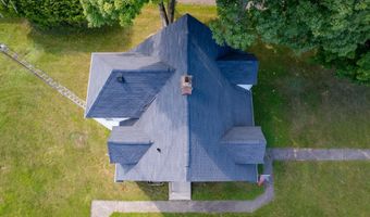 5807 HWY M35, Perkins, MI 49872