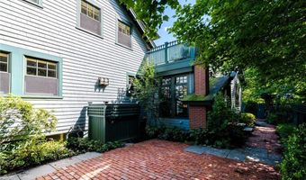 137 Narragansett Ave, Jamestown, RI 02835