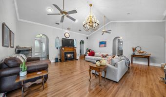 1022 Old Military, Arkadelphia, AR 71923