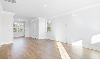 5474 CYPRESS Cir, College Park, GA 30349