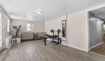 33 Belmont Ave, East Providence, RI 02914