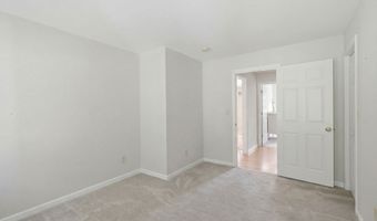 50 Hoskins Rd, Bloomfield, CT 06002