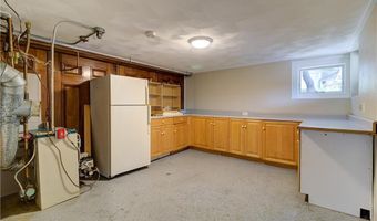 6 Pine Ln, Johnston, RI 02919