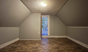 712 S C St, Arkansas City, KS 67005