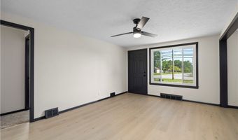 46175 Middle Ridge Rd, Amherst, OH 44001