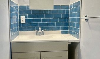 8 Eastburn Pl 1, Boston, MA 02135