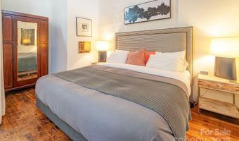 33 Carolina Ln, Asheville, NC 28801