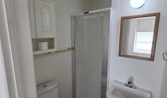 105 N 4th St, Beatrice, NE 68310
