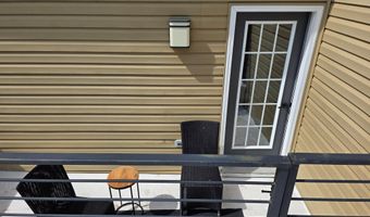 4106 GAULT Pl NE 5, Washington, DC 20019