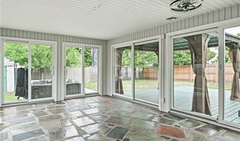 26 Tryon Ave, East Providence, RI 02916