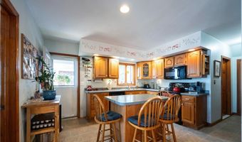 22 Harrison St, Bristol, RI 02809