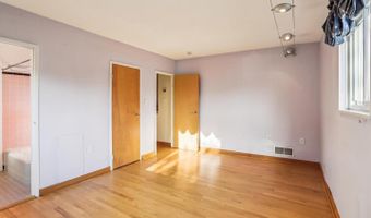 4510 GRETNA St, Bethesda, MD 20814