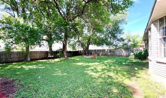 311 S Parkridge Dr, Benton, LA 71006
