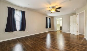11 Water St, Aberdeen, NJ 07747