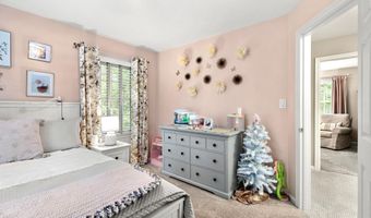 9 Cherry Ln, Bedford, NH 03110