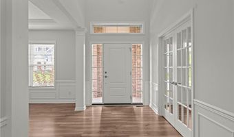 792 NANCY Dr, Aurora, OH 44202