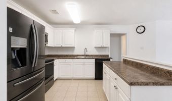 15484 Walnut Gln, Alexander, AR 72202
