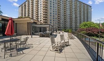 5225 POOKS HILL Rd 321S, Bethesda, MD 20814