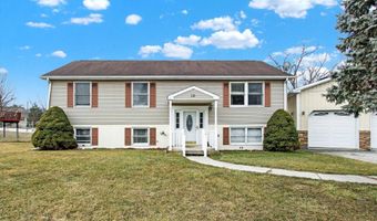 10 HEIGHTS Ct, Abbottstown, PA 17301