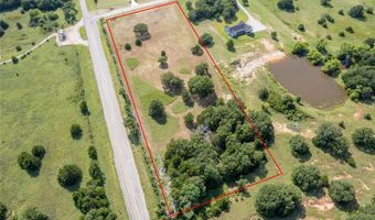 100 Rolling Hills Blvd, Alvord, TX 76225