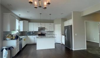 5437 154th St W, Apple Valley, MN 55124