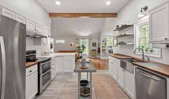 160 Crestview Cir, Athens, GA 30606