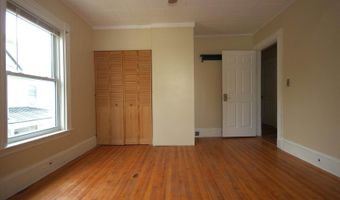 125 Grove St, Bangor, ME 04401