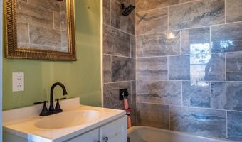 961 E Main St, Batesville, AR 72501