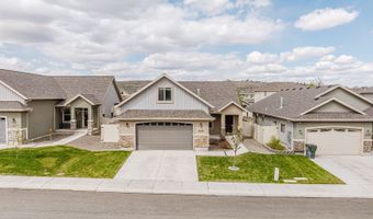 3838 Autumn Colors Dr, Elko, NV 89801
