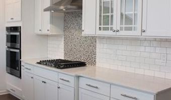 7296 Evergreen Trl, Almont, MI 48003