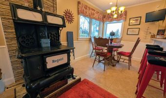 68948 Troublesome Creek Rd, Atlantic, IA 50022