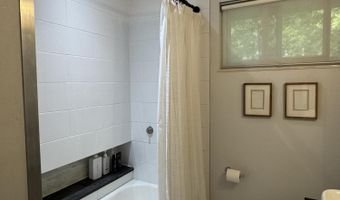3177 Sunnywood Dr, Ann Arbor, MI 48103
