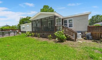 215 Hines Dr, Bonneau, SC 29431