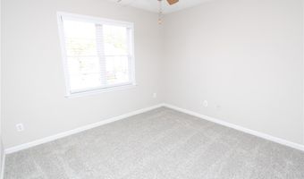 101 Lake Meadow Dr, Apex, NC 27502