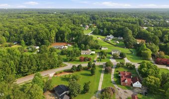 7912 Smith Rd, Apex, NC 27539