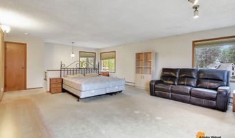 730 Dogwood St, Anchorage, AK 99501