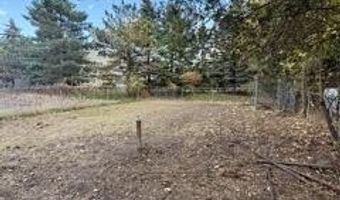 5 Lockrow Blvd, Albany, NY 12205