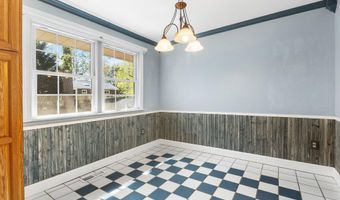1075 SUN VALLEY Dr, Annapolis, MD 21409