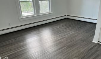724 W Bay Ave, Barnegat, NJ 08005