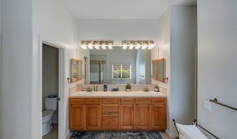 19274 Kanbridge St, Apple Valley, CA 92308