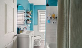 28 Pine St C, Attleboro, MA 02703