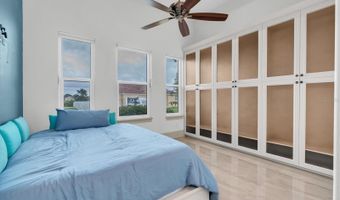 811 BIRDIE Way, Apollo Beach, FL 33572