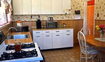 444 FLAMINGO St, Philadelphia, PA 19128