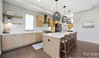 1026 Polaris Way, Charlotte, NC 28205