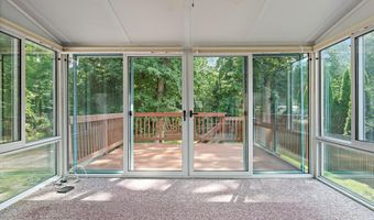 1008 HARBOR Dr, Annapolis, MD 21403