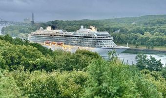 4 Bittersweet Lane 4, Bourne, MA 02532